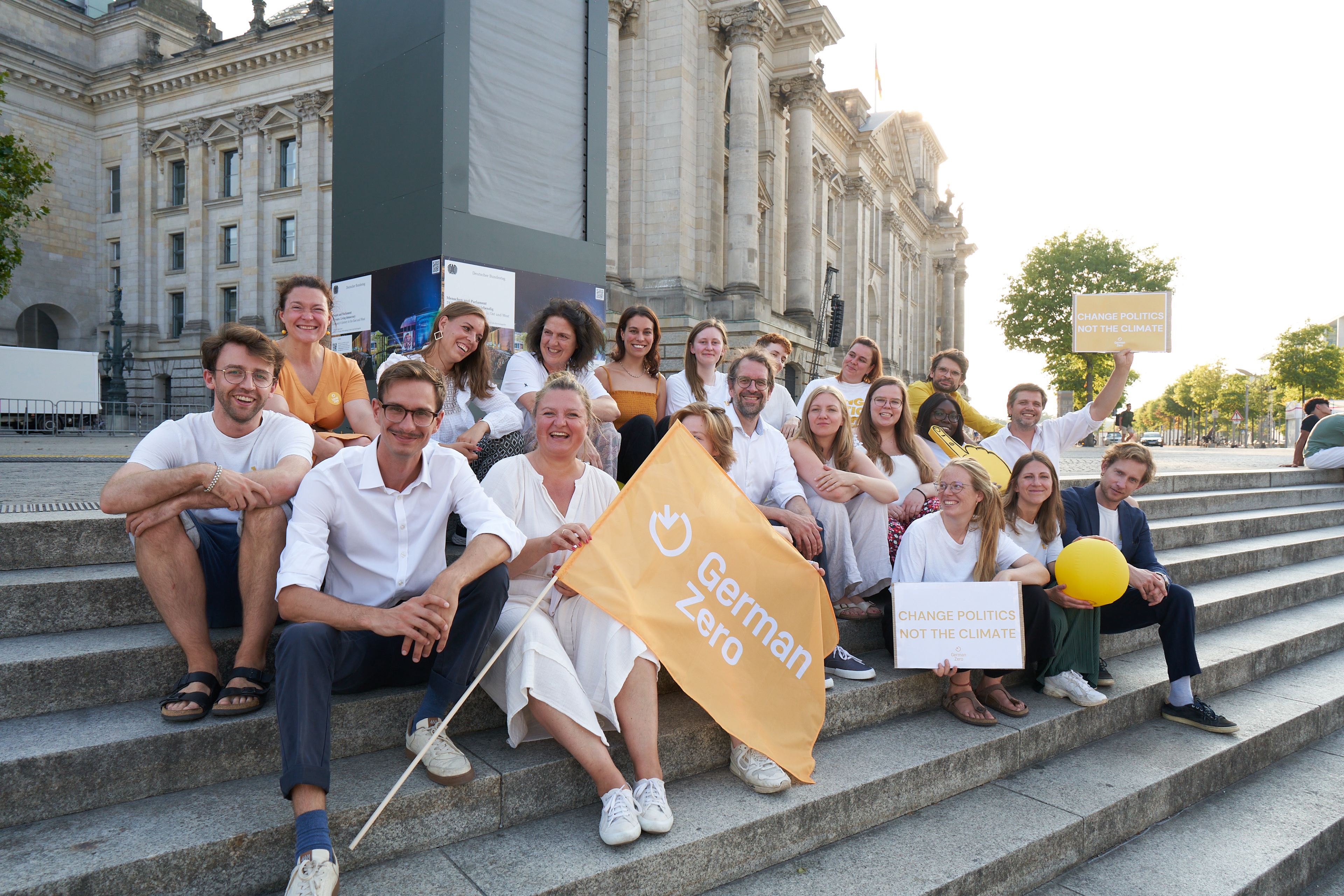 Das Team von GermanZero setzt sich für wirksamen Klimaschutz und echte Klimapolitik ein.